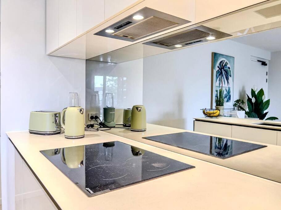 Apartment Palm Luxury Getaway *